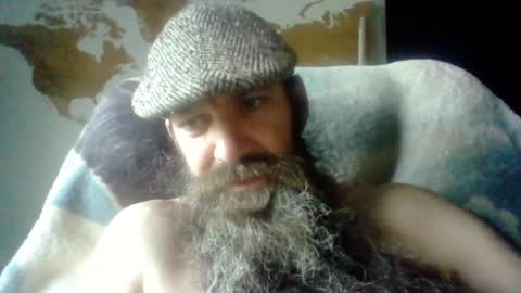 Snapshot of sitonmybeardxxx chatting on May 2026 12:20:01 PM sitonmybeardxxx online show from May 2026 12:20:01 PM