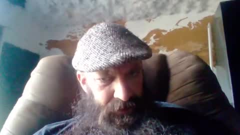 sitonmybeardxxx online show from June 2026 08:41:01 PM