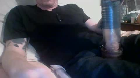 Snapshot of sitonmywhitecock chatting on March 2026 02:15:01 AM love2cum online show from March 2026 02:15:01 AM