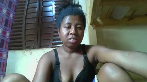 Snapshot of sitrakaa chatting on February 2026 10:03:02 AM sitrakaa online show from February 2026 10:03:02 AM