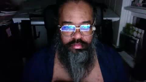 siyah_sakal online show from December 2024 10:30:01 AM