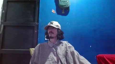 Snapshot of sk8sir chatting on May 2026 05:21:02 PM sk8sir online show from May 2026 05:21:02 PM