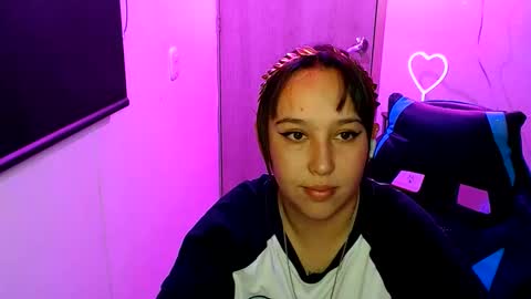 Snapshot of skarlet_adams chatting on April 2026 11:10:01 PM Alice online show from April 2026 11:10:01 PM