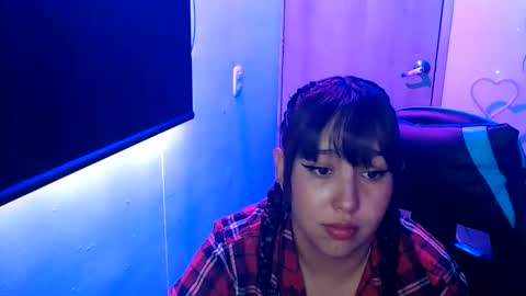 Snapshot of skarlet_adams chatting on May 2026 05:10:02 PM Alice online show from May 2026 05:10:02 PM