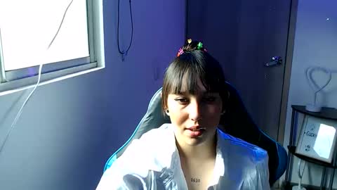Snapshot of skarlet_adams chatting on May 2026 09:10:01 PM Alice online show from May 2026 09:10:01 PM