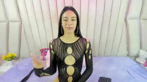 Skarlet online show from April 2026 07:58:01 PM