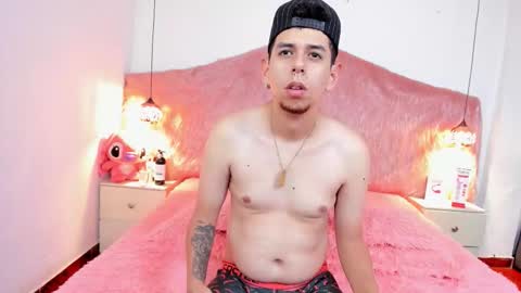 skarletruiz online show from February 2026 09:49:01 AM