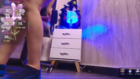 Snapshot of skarlettary chatting on October 2025 07:33:01 AM SKARLETT online show from October 2025 07:33:01 AM