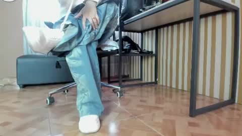 skarlettbarnes online show from June 2026 11:47:02 AM