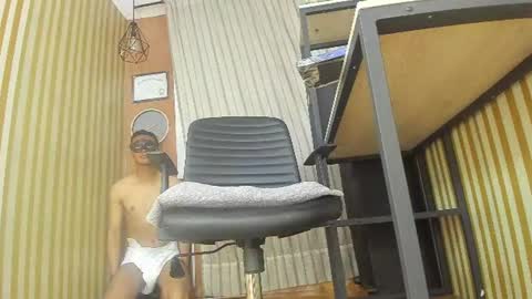 skarlettbarnes online show from July 2026 01:52:02 PM