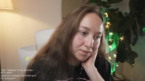 Im Scarlett  ONLINE  5pm-10pm NYC time  online show from December 2024 01:37:02 AM