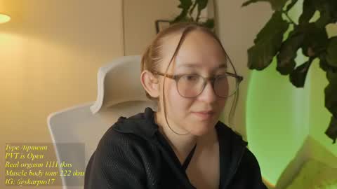 Im Scarlett  ONLINE  5pm-10pm NYC time  online show from July 2026 09:22:01 PM