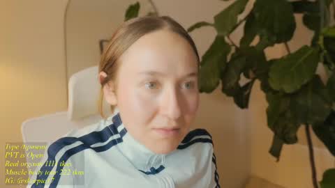 Im Scarlett  ONLINE  5pm-10pm NYC time  online show from July 2026 10:34:01 PM