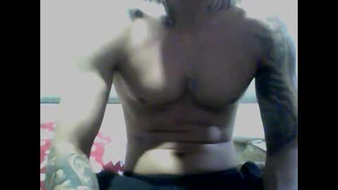 Snapshot of skater19xxx chatting on December 2024 04:39:01 AM miguel online show from December 2024 04:39:01 AM