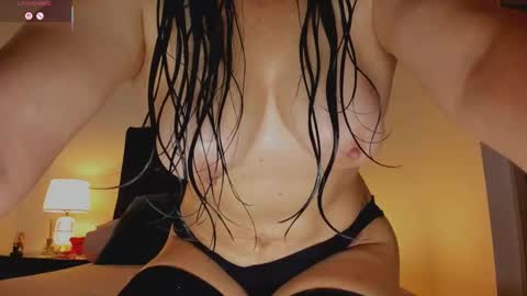 Skay online show from November 2025 08:02:01 PM