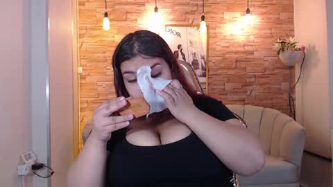 Skarlet online show from December 2024 12:59:02 PM