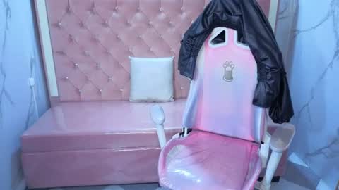 Skarlet online show from July 2026 12:44:01 PM