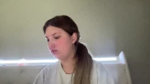 skiimaskabby online show from December 2025 02:55:01 PM