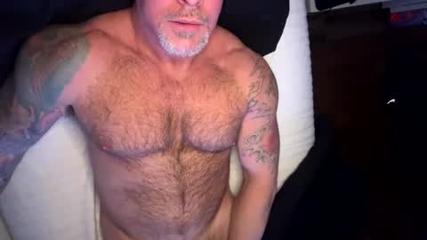 Snapshot of skimaskedbeef chatting on December 2024 09:39:02 AM BEEF online show from December 2024 09:39:02 AM