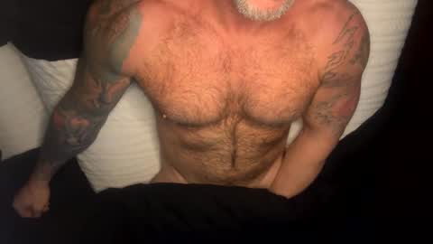 Snapshot of skimaskedbeef chatting on December 2024 10:37:02 AM BEEF online show from December 2024 10:37:02 AM