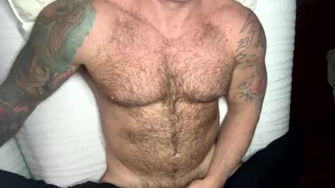 Snapshot of skimaskedbeef chatting on January 2025 04:29:01 PM BEEF online show from January 2025 04:29:01 PM