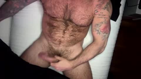 Snapshot of skimaskedbeef chatting on March 2025 04:45:01 AM BEEF online show from March 2025 04:45:01 AM