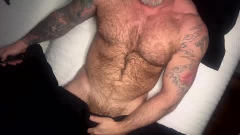 Snapshot of skimaskedbeef chatting on March 2025 08:41:01 AM BEEF online show from March 2025 08:41:01 AM