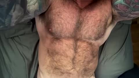 Snapshot of skimaskedbeef chatting on September 2025 03:22:01 PM BEEF online show from September 2025 03:22:01 PM