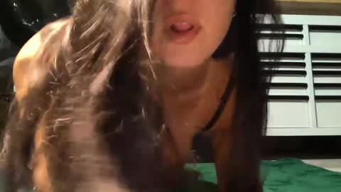 BELLA online show from September 2025 09:44:02 AM