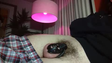 skindiana_bones online show from February 2026 04:19:02 AM