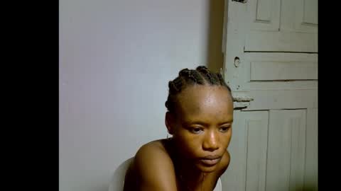 Snapshot of skinnybeauty1 chatting on January 2026 07:28:02 PM Linda independent model online show from January 2026 07:28:02 PM