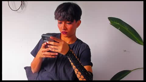 skinnybody_ online show from April 2026 04:56:01 PM