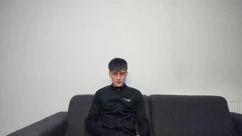 skinnyguywithbigd online show from December 2024 12:34:02 AM