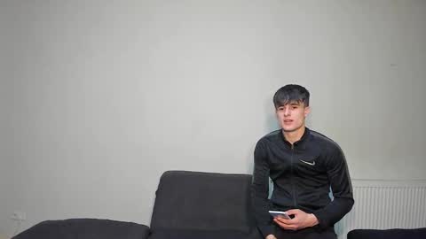 skinnyguywithbigd online show from September 2025 10:33:02 PM