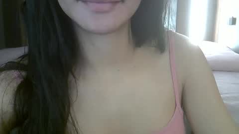 skinnykittencam online show from May 2026 10:52:02 PM