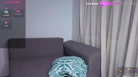 Snapshot of skinnymode chatting on November 2025 05:58:02 PM SkinnyMode online show from November 2025 05:58:02 PM