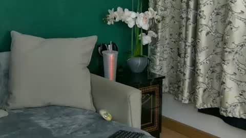 Natty online show from June 2026 03:49:01 AM