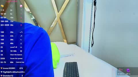 Karla  online show from March 2025 04:26:02 AM