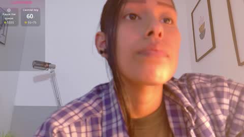 Karla  online show from June 2026 06:52:02 AM