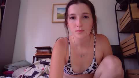 skinnysweettea40 online show from July 2026 11:29:01 PM