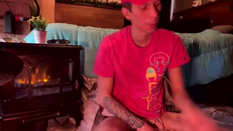 Snapshot of skittles933 chatting on January 2025 03:31:02 PM Skittles online show from January 2025 03:31:02 PM