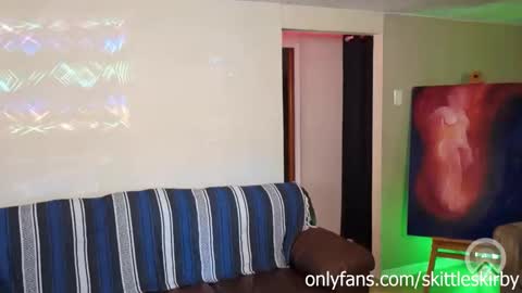 Skittles Kirby online show from October 2025 10:07:01 PM