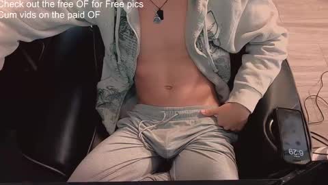 skrogdog online show from May 2026 10:29:01 PM