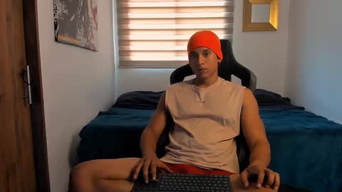 Liam Vokov online show from December 2024 02:11:01 PM