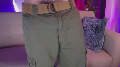 Snapshot of skull_prospect chatting on February 2026 03:43:01 PM Liam Vokov online show from February 2026 03:43:01 PM