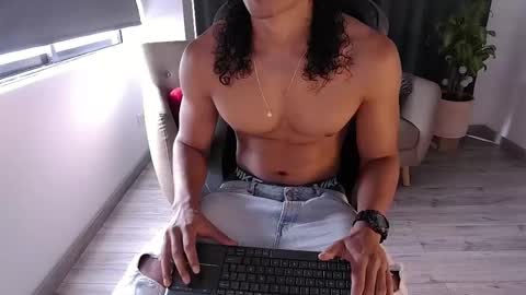 Snapshot of skull_prospect chatting on February 2026 04:03:02 PM Liam Vokov online show from February 2026 04:03:02 PM