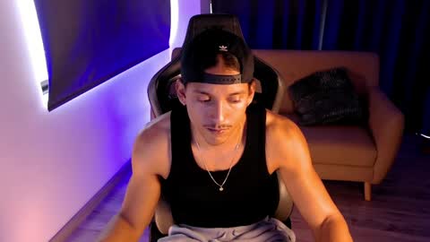 Liam Vokov online show from May 2026 03:32:01 PM