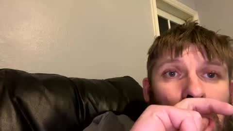 Snapshot of skuzzy25 chatting on December 2024 04:28:02 AM skuzzy25 online show from December 2024 04:28:02 AM