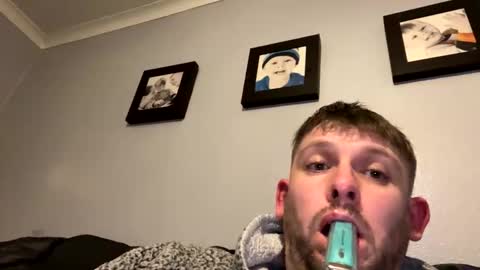 Snapshot of skuzzy25 chatting on January 2025 03:50:02 AM skuzzy25 online show from January 2025 03:50:02 AM