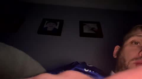 Snapshot of skuzzy25 chatting on February 2025 07:01:01 AM skuzzy25 online show from February 2025 07:01:01 AM